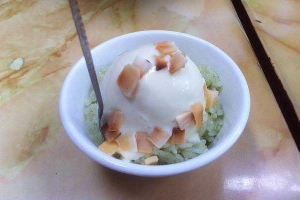 Ăn vặt Chè Thái & Kem Xôi