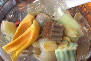 Ăn vặt Chè Thái Ngọc Nhi - Chợ Tân Định