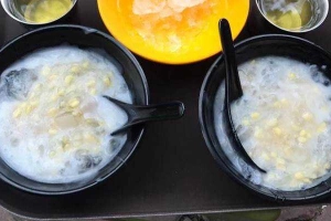 Ăn vặt Chè Thật - Hàng Bún