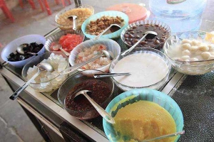 Ăn vặt Chè Thưng Cô Lệ - Cửa Đại