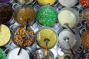 Ăn vặt Chè Tý