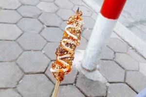Ăn vặt Chị Béo - Bánh Mì & Thịt Xiên Nướng