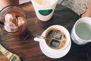 Ăn vặt Chị Em Mình - Food & Drink