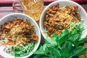 Ăn vặt Chị Ngọc - Bún Thịt Nướng