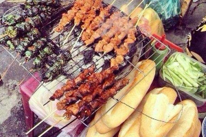 Ăn Vặt Chợ Đầm - Thịt Xiên Nướng