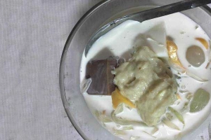 Ăn vặt Chóe - Chè Thái Sầu Liên Đà Nẵng