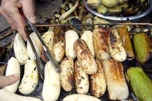 Ăn vặt Chuối Nướng Nước Dừa & Chè Thưng - Cô Giang