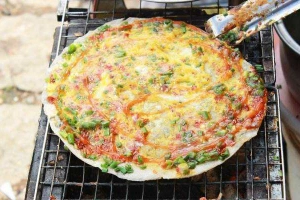 Ăn vặt Cô Anh - Bánh Tráng Nướng & Bánh Gạo Cay
