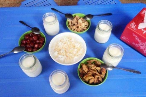 Ăn vặt Cô Cương - Sữa Chua & Các Món Vặt