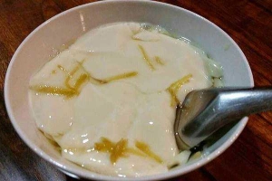 Ăn vặt Cô Hai - Tàu Hủ Bình Dân