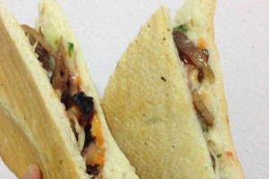 Ăn vặt Cô Ngọc - Bánh Mì Kebab