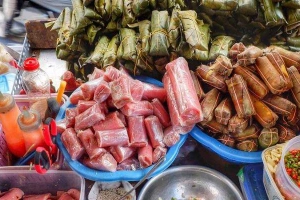 Ăn vặt Cô Nguyệt - Nem & Chả Huế
