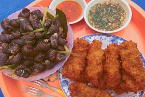 Ăn vặt Cô Oanh - Ốc & Các Món Vặt