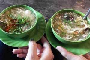 Ăn vặt Cô Thu - Súp Cua & Bánh Tráng Trộn