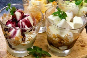 Ăn vặt Cô Tôm - Chè & Sữa Chua Các Loại