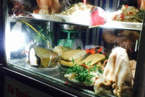 Ăn vặt Cô Tuyến - Nem Tai Thính