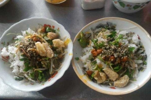 Ăn vặt Cơm & Bún Hến - Nguyễn Sinh Cung