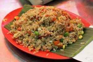 Ăn vặt Cơm Chiên - Nguyễn Chí Thanh