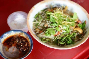 Ăn vặt Cơm Hến - Nhật Lệ