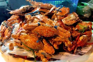 Ăn vặt Cua, Ghẹ Gánh - Hàng Giầy