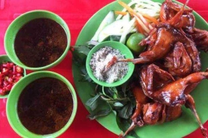 Ăn vặt Cút Chiên Bơ - Phạm Hùng