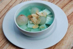 Ăn vặt D & T - Sinh Tố & Chè