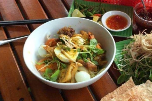 Ăn vặt Đại Lộc - Mì Quảng