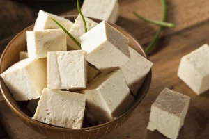 Ăn vặt Đậu Hũ Nóng Bắc Ninh - Trần Mai Ninh