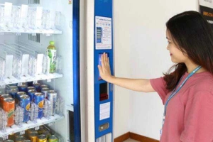 Ăn vặt Điểm Bán Nước Tự Động