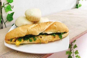 Ăn vặt Đồ Ăn Nhà Làm - Bánh Mì & Bánh Bao
