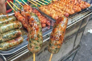 Ăn vặt Dồi Nướng - Đê Trần Khát Chân