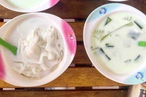 Ăn vặt Dừa Dầm & Dừa Non - Trần Quốc Vượng
