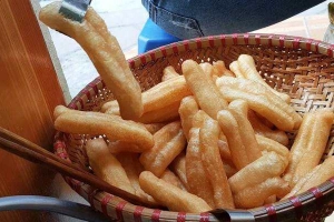 Ăn vặt Đức Búm - Quẩy Nóng Gia Truyền