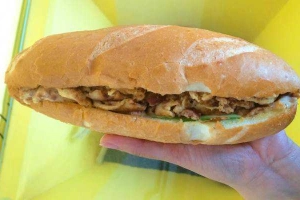 Ăn vặt Dũng Hạnh - Giò Chả & Bánh Mì