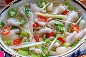 Ăn vặt Én Nhỏ - Chân Gà Sả Ớt Online
