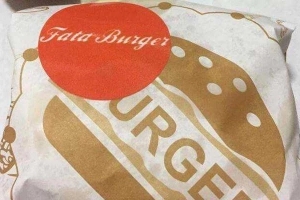 Ăn vặt Fata Burger