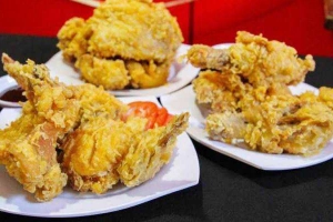 Ăn vặt Gà Rán & Khoai Lang Lắc