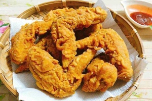 Ăn vặt Gà Rán Kun - Lê Văn Lương