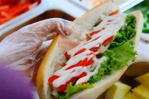 Ăn vặt Gấu Bự - Bánh Mì Kẹp
