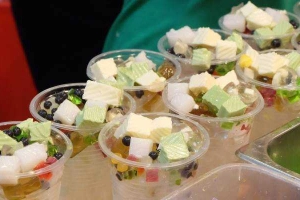 Ăn vặt Gấu Milk Tea