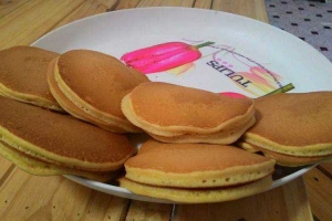Ăn vặt Góc Thư Giãn Không Gian - Bánh Dorayaki & Trà Sữa