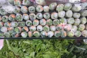 Ăn vặt Gỏi Cuốn Chị Tuyền
