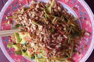 Ăn vặt Gỏi Xoài Sân Bay
