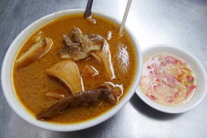 Ăn vặt Hà Ngọc - Phá Lấu Bò
