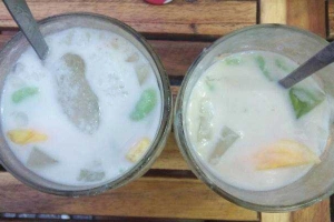 Ăn vặt Hà Quyên - Chè Thái Sầu Riêng
