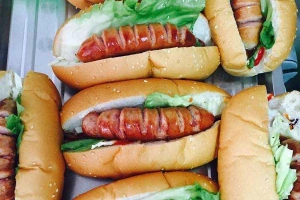 Ăn vặt Hamada Hotdog