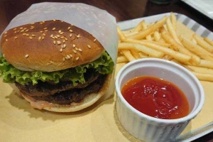 Ăn vặt Hambuger Nhà Làm