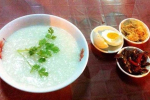 Ăn vặt Hello Kitty - Cháo Trắng Trứng Muối