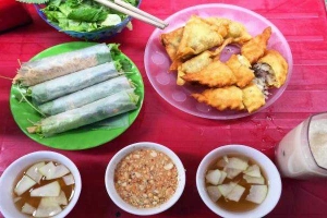 Ăn vặt Hiền Hảo - Bánh Gối & Nem Chua