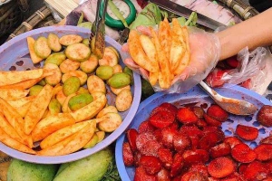 Ăn vặt Hoa Quả Dầm - Công Viên Thủ Lệ